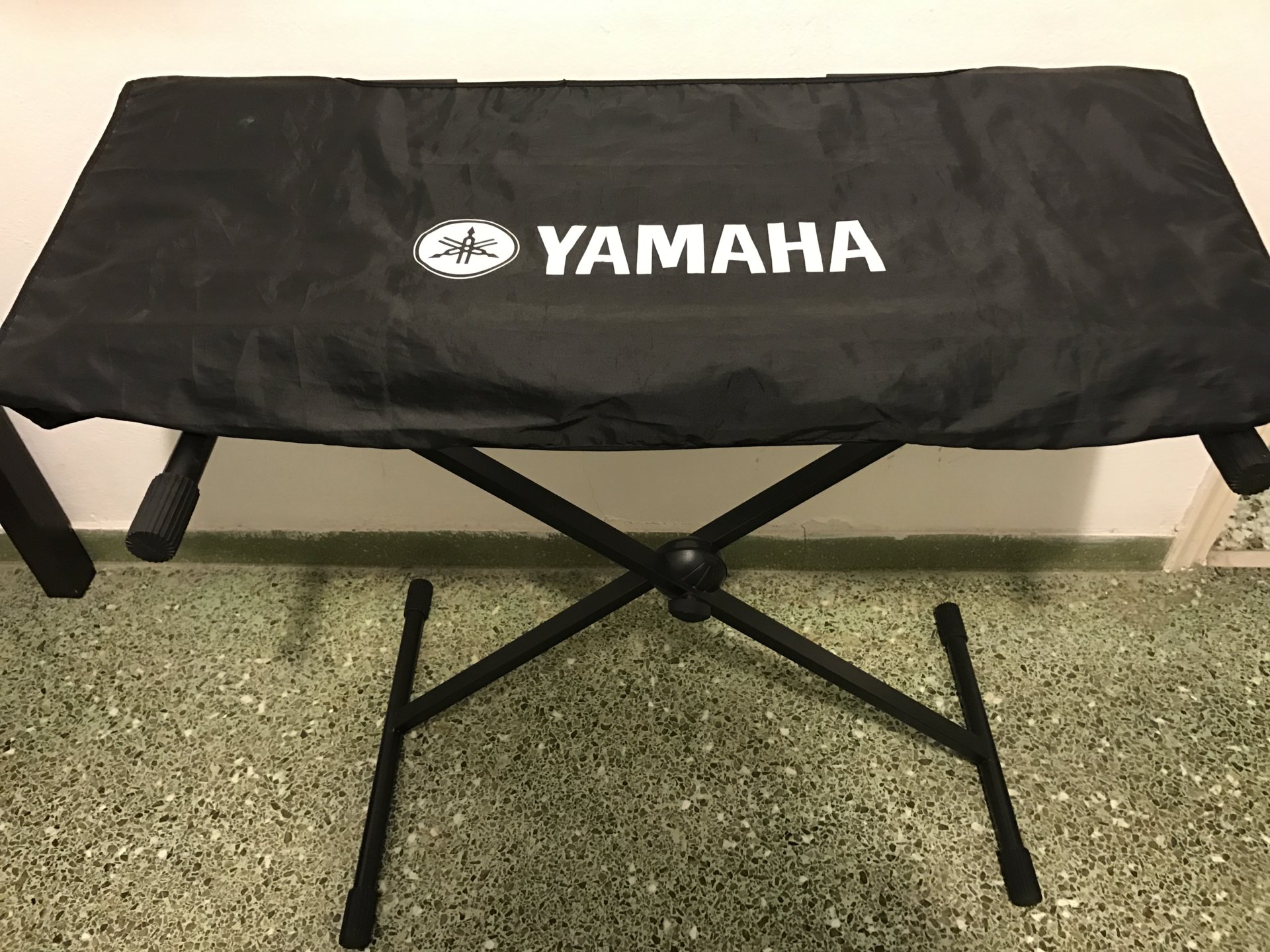 Yamaha Keyboard 2.JPG