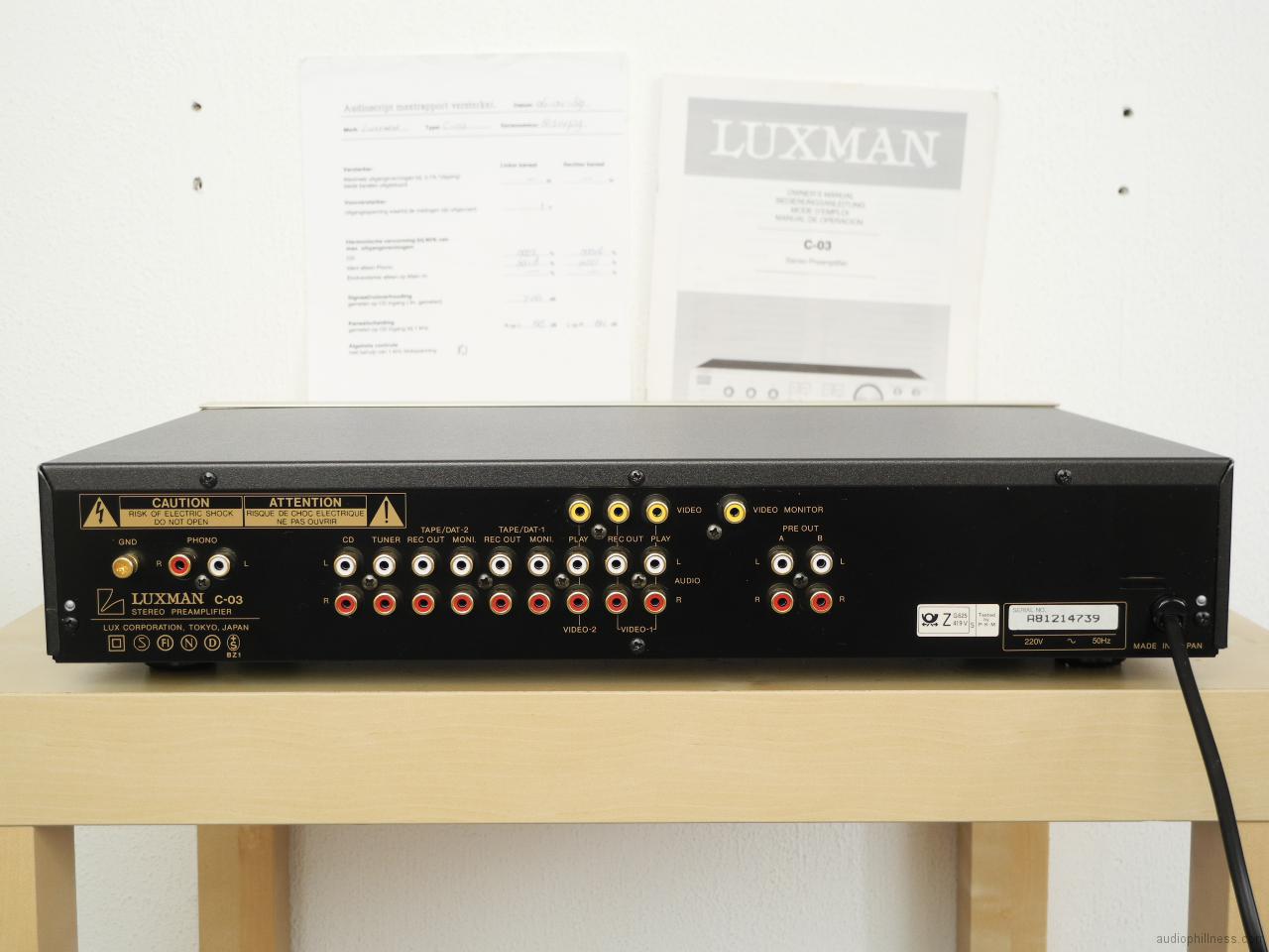 Luxman-C-03-10.JPG