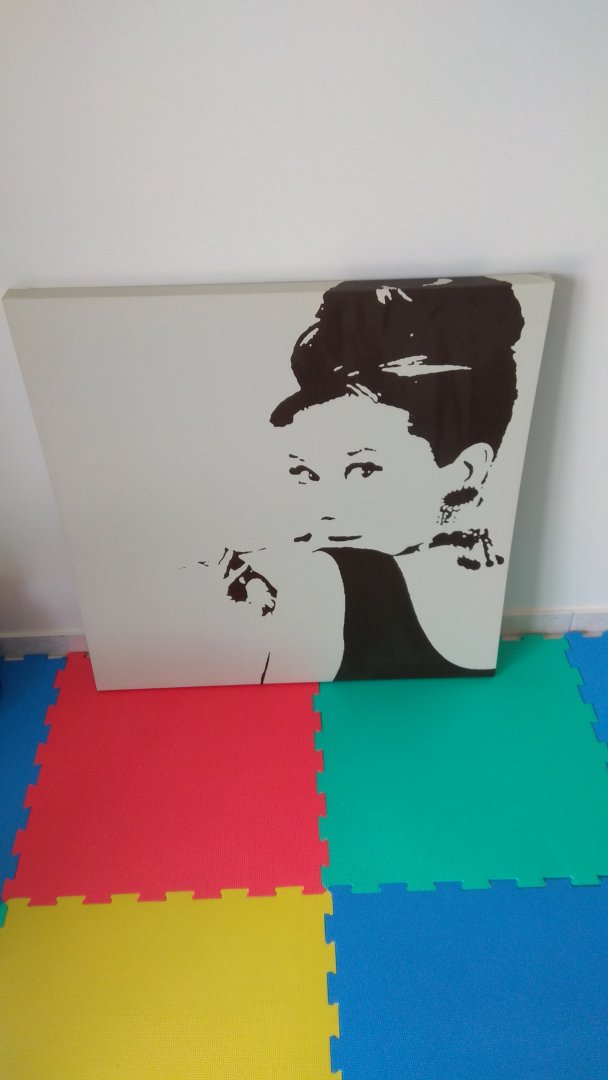 audrey_hepburn_canvas.jpg