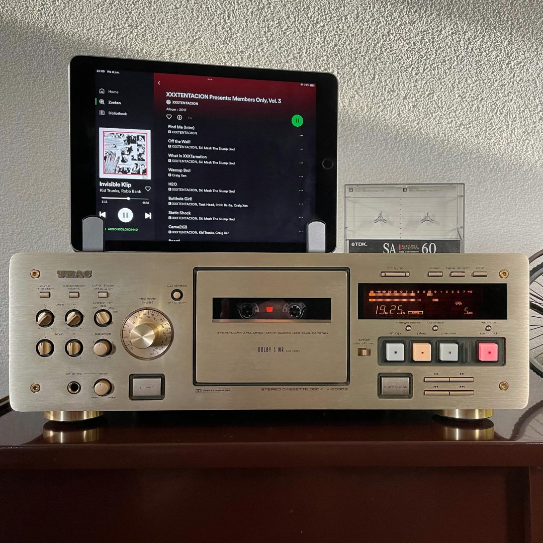 SpotifyXXXTentation, iPad—AirPlay—Argon SOLO—TEAC—TDK-sa60.jpg