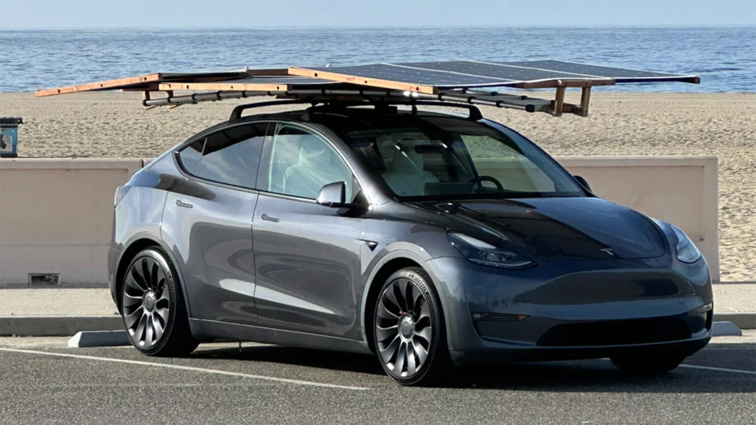 Tesla-Model-Y-Solar-Roof-4l-1536x864.jpg