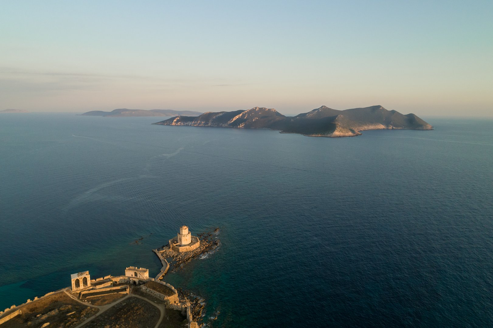 Methonis_Castle_from_Above_DJI_0027.jpg