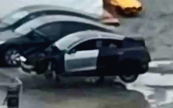 2025-tesla-model-2-spy-shot-1001x565p-1.jpg