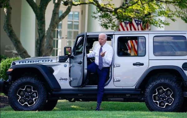 joe-biden-jeep-autojosh-3.jpg