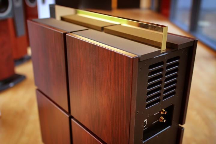 www.dynaudio.com