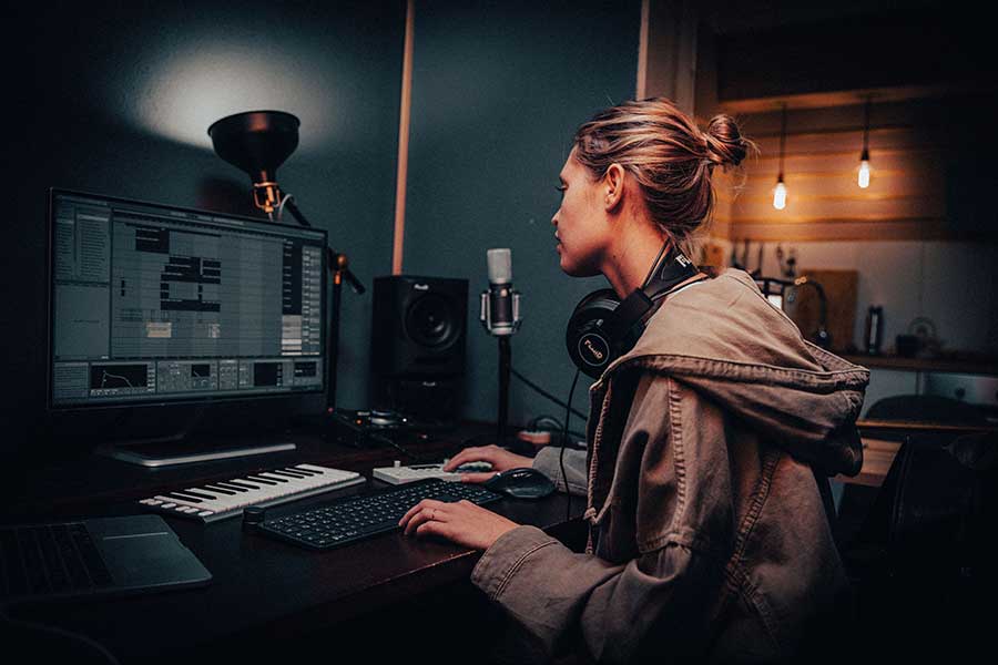 www.fluidaudio.com